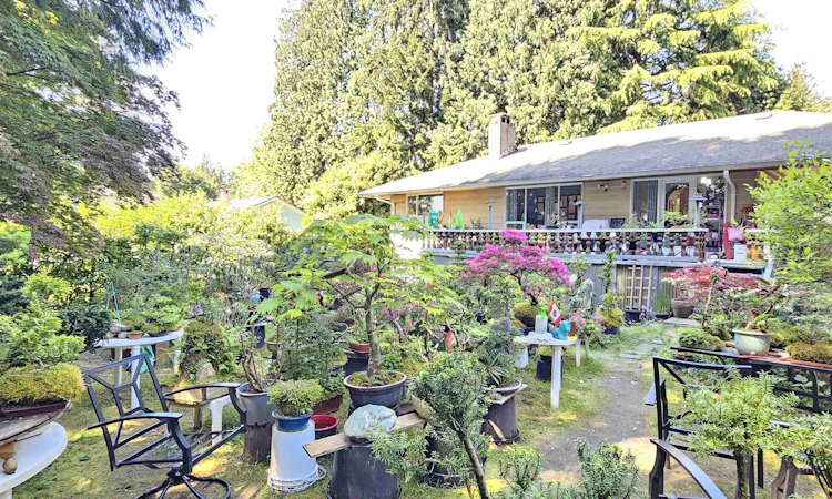 435 E Osborne Road