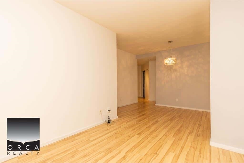 310-6893 Prenter Street, Burnaby, BC, V5E 4L3 - 4