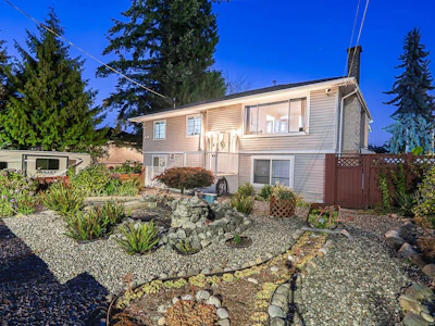 9762 116 Street - 3