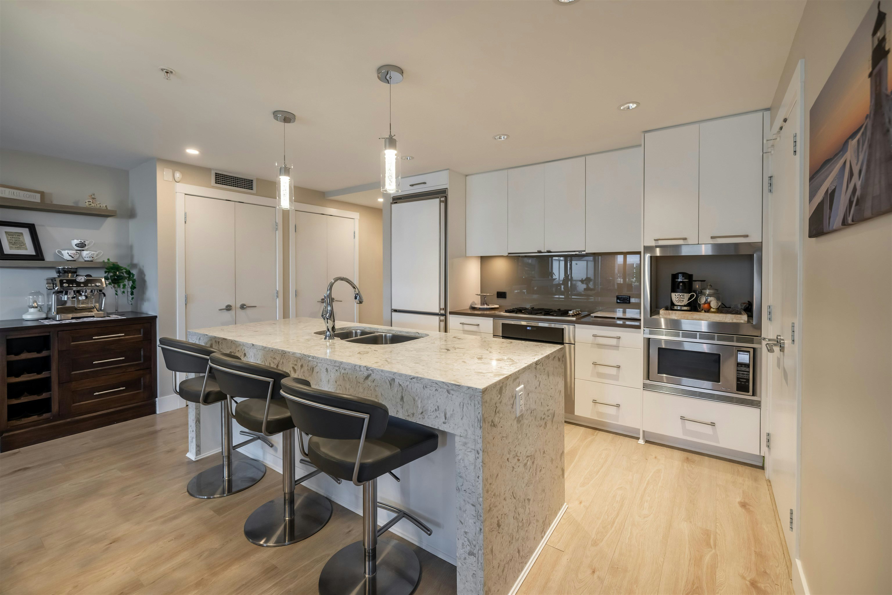 204-15152 Russell Avenue, Surrey, BC, V4B 0A3 - 17