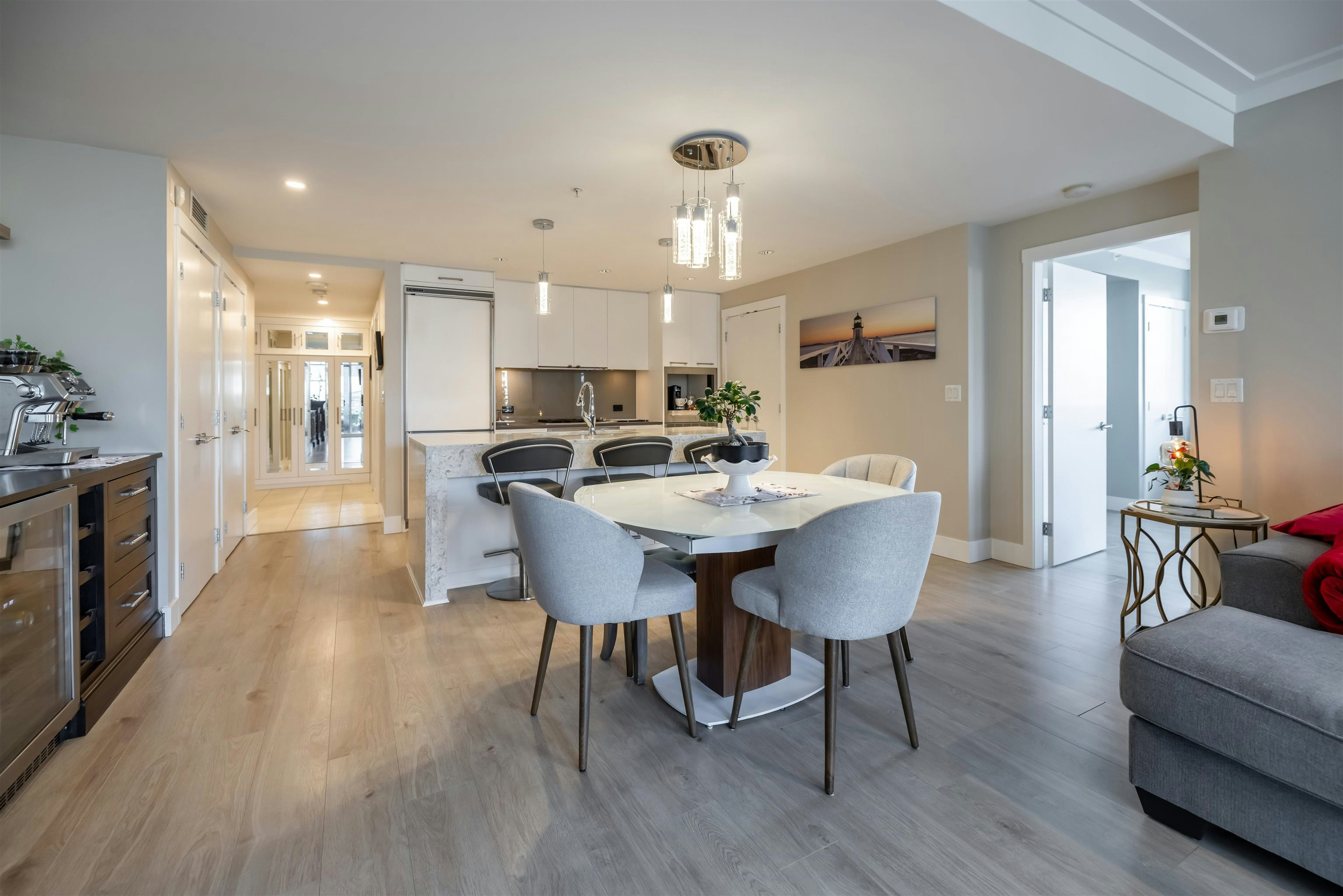 204-15152 Russell Avenue, Surrey, BC, V4B 0A3 - 7