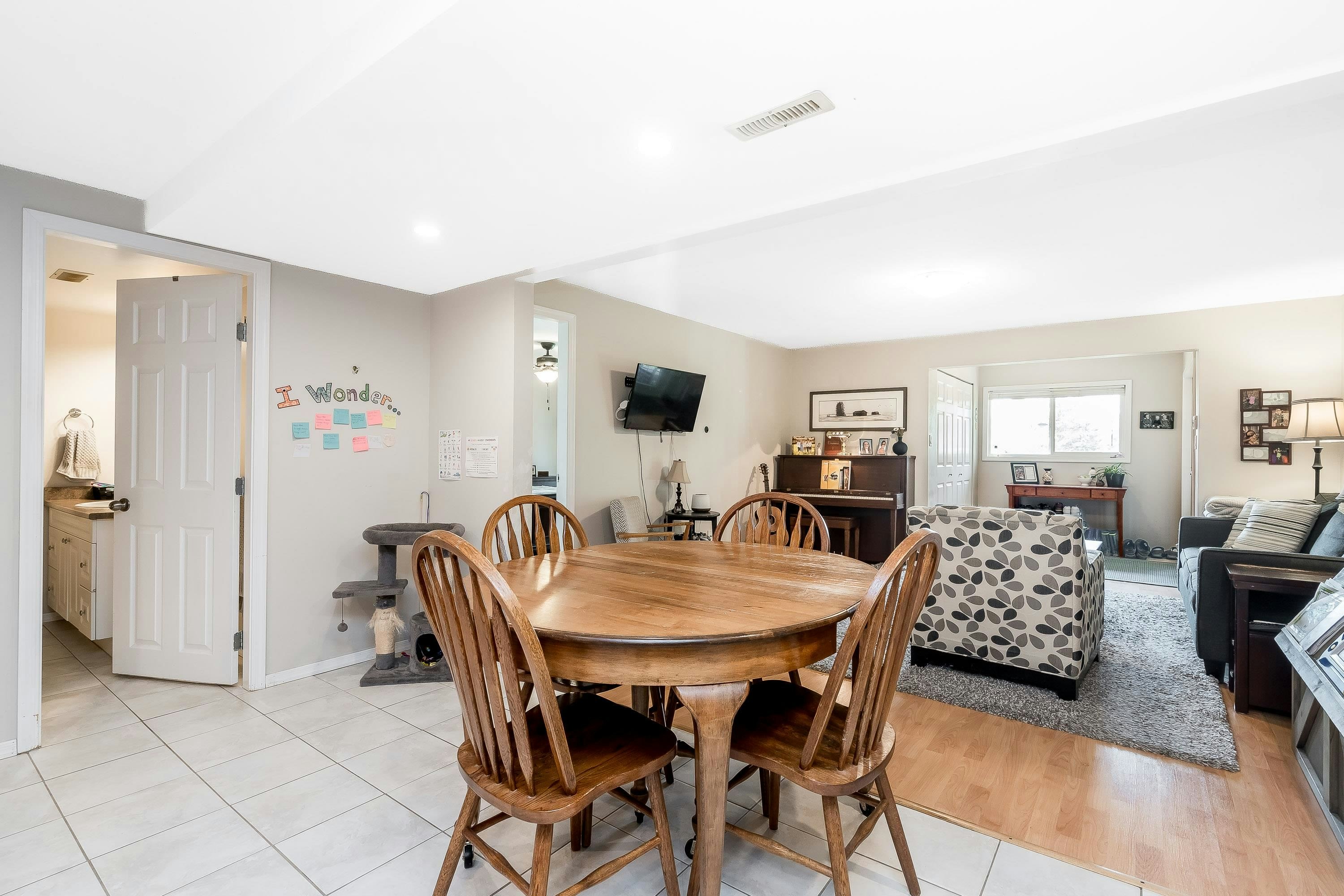 9536 Barr Street, Mission, BC, V2V 7C9 - 33