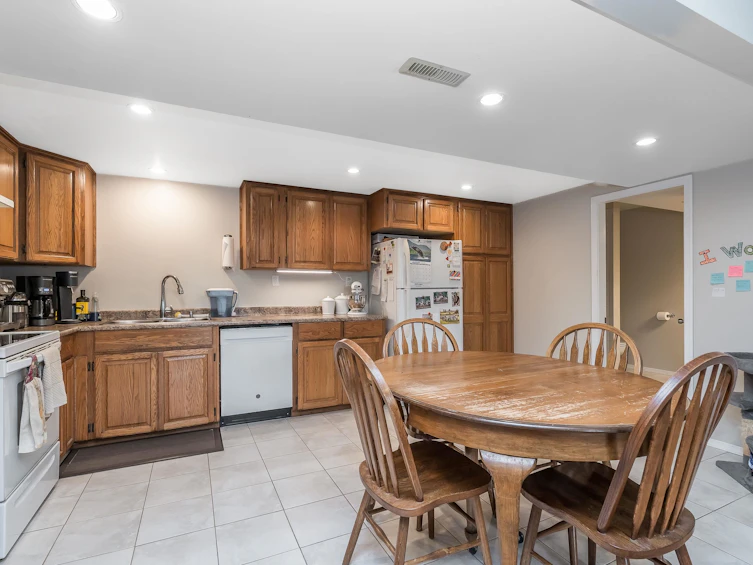 9536 Barr Street, Mission, BC, V2V 7C9 - 32