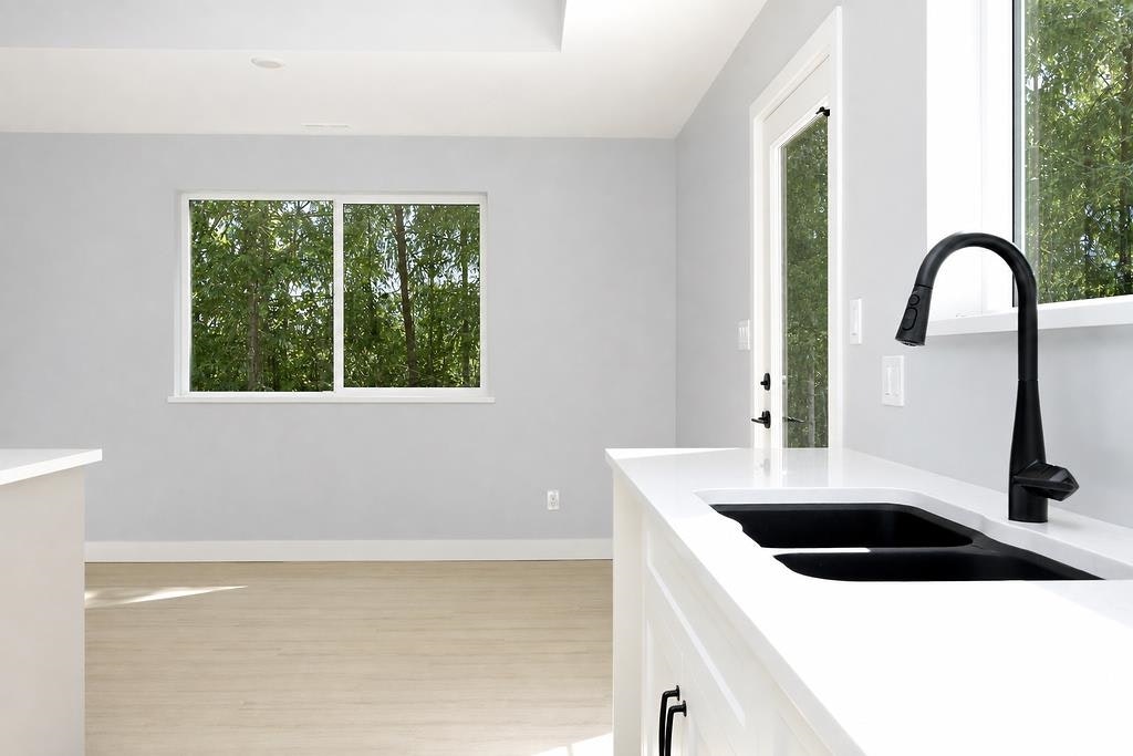 503 Jordan Way, Gibsons, BC, V0N 1V5 - 8