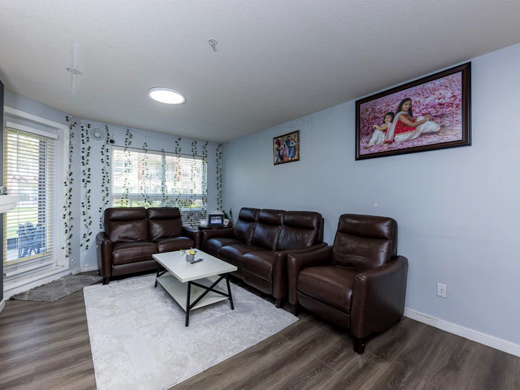 118-8068 120a Street, Surrey, BC, V3W 3P3 - 3