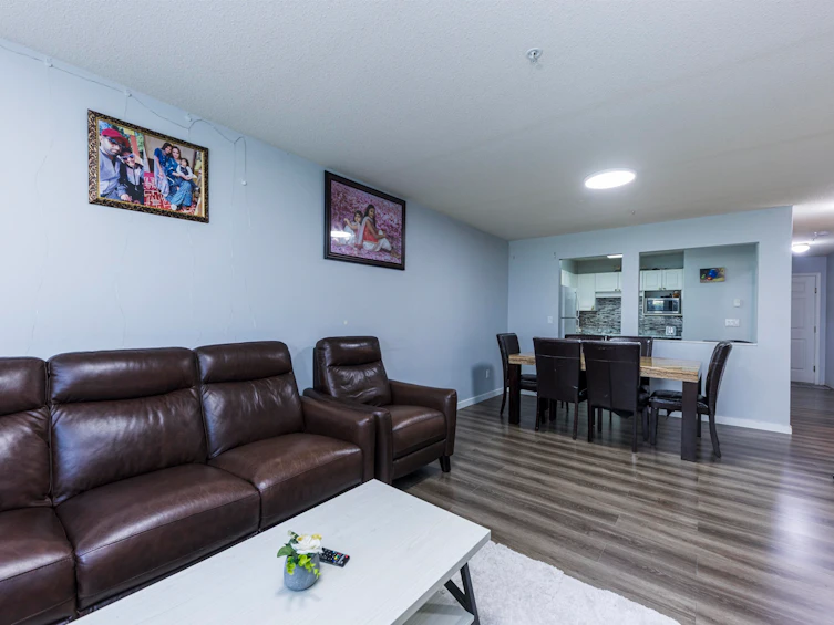 118-8068 120a Street, Surrey, BC, V3W 3P3 - 4