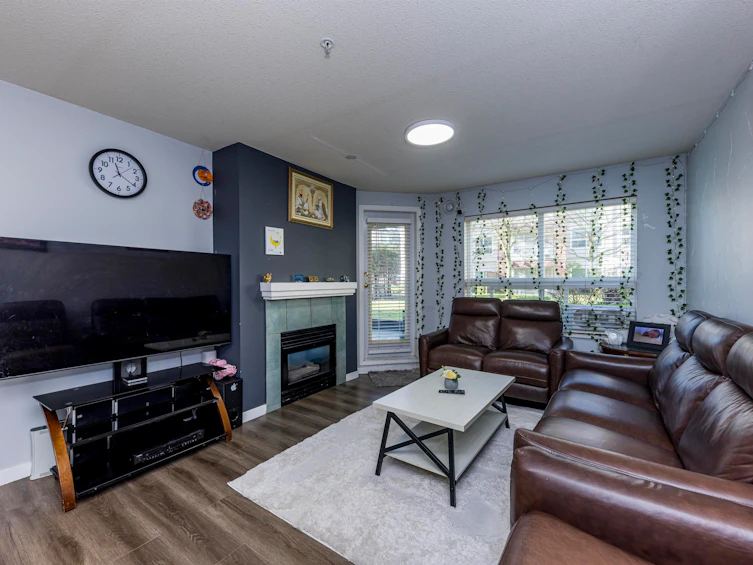 118-8068 120a Street, Surrey, BC, V3W 3P3