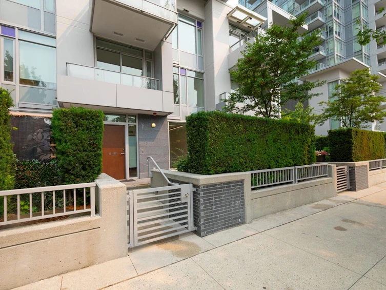 6556 Nelson Avenue, Burnaby, BC, V5H 0G6