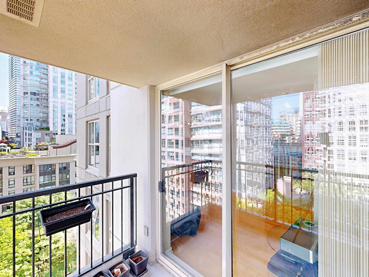 1003-969 Richards Street, Vancouver, BC, V6B 1A8 - 9