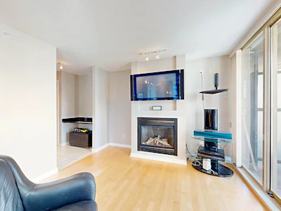 1003-969 Richards Street - 3