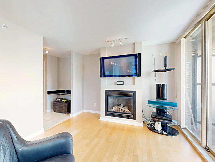 1003-969 Richards Street, Vancouver, BC, V6B 1A8 - 3