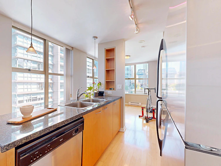 1003-969 Richards Street, Vancouver, BC, V6B 1A8 - 24