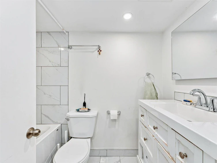 4399 Quebec Street, Vancouver, BC, V5V 3L4 - 29