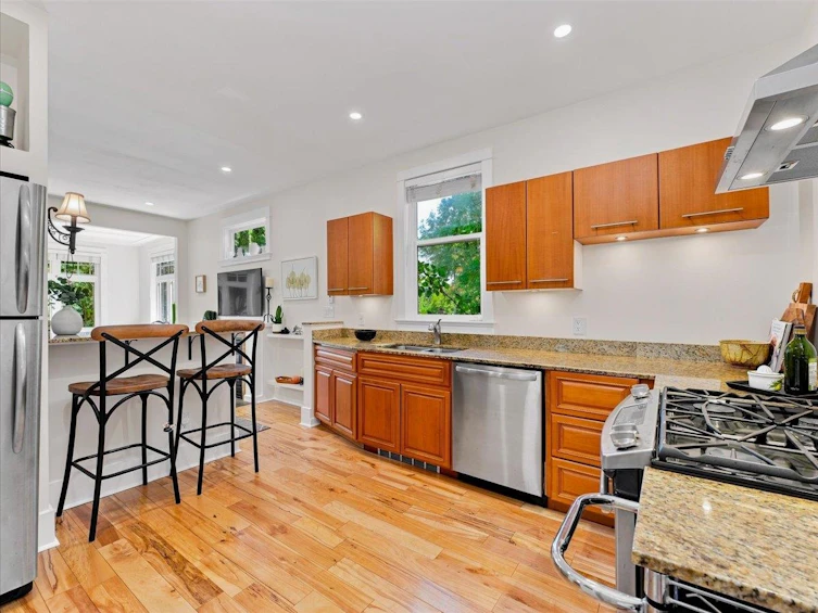 4399 Quebec Street, Vancouver, BC, V5V 3L4 - 9