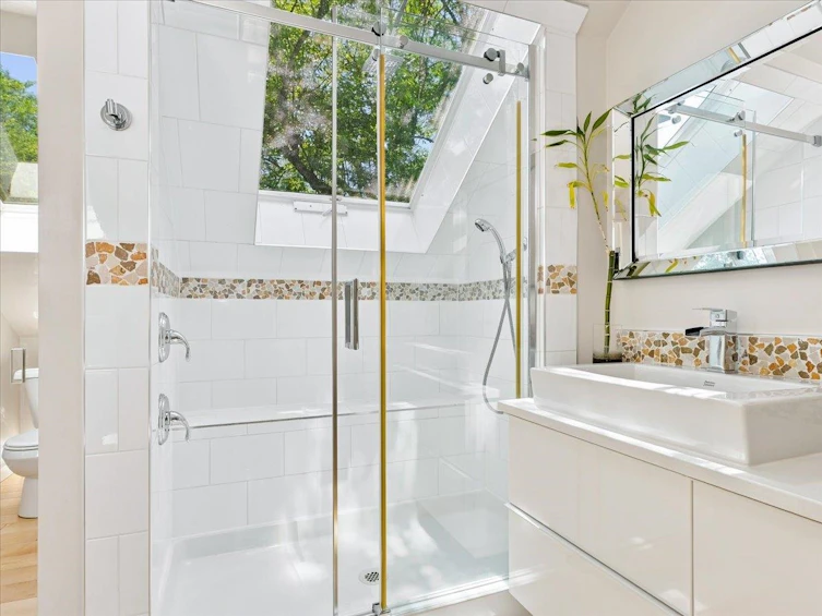 4399 Quebec Street, Vancouver, BC, V5V 3L4 - 18