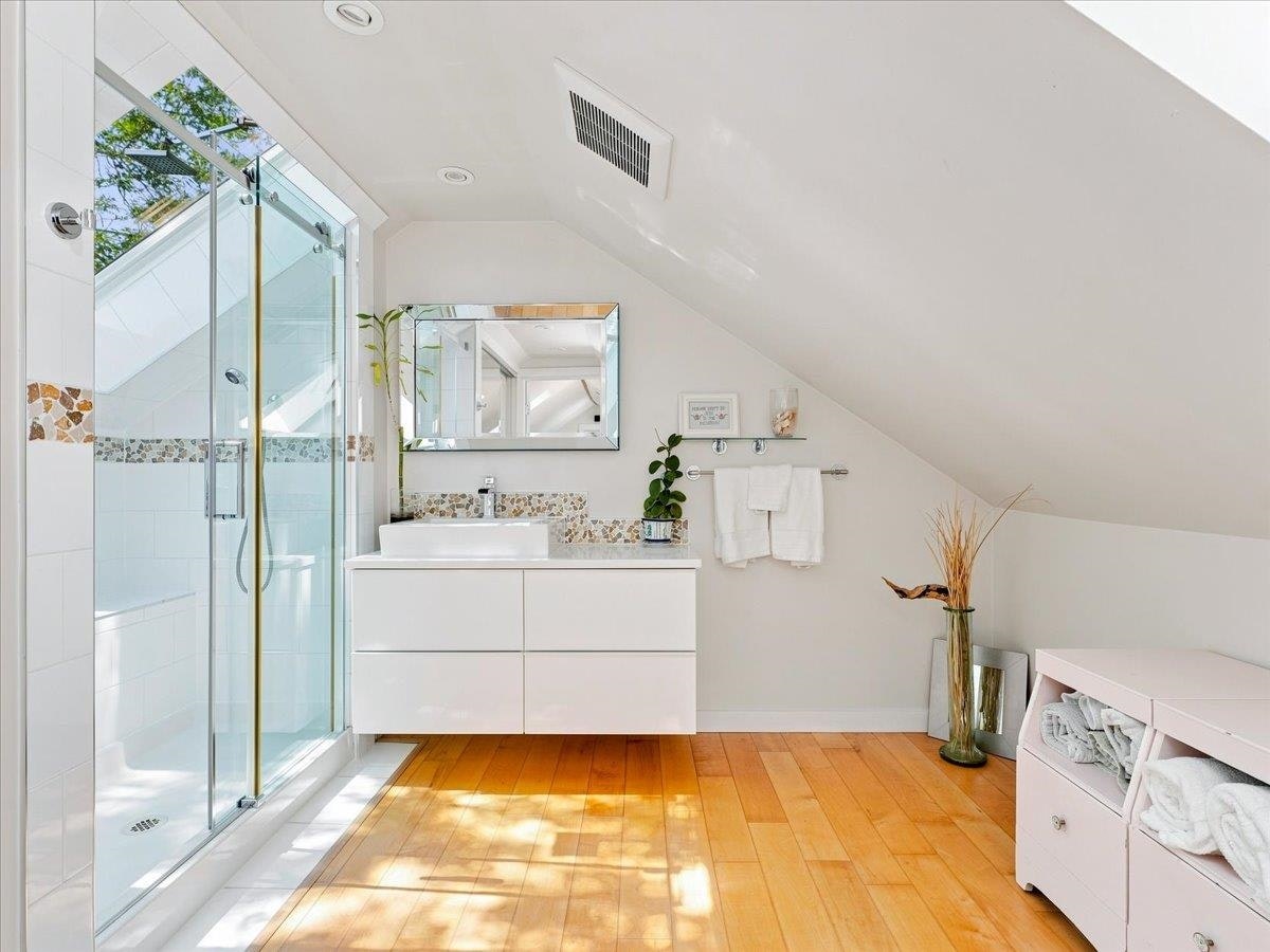 4399 Quebec Street, Vancouver, BC, V5V 3L4 - 17