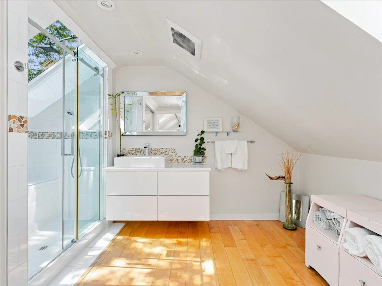 4399 Quebec Street, Vancouver, BC, V5V 3L4 - 17