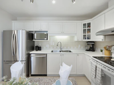 229-5735 Hampton Place - 3