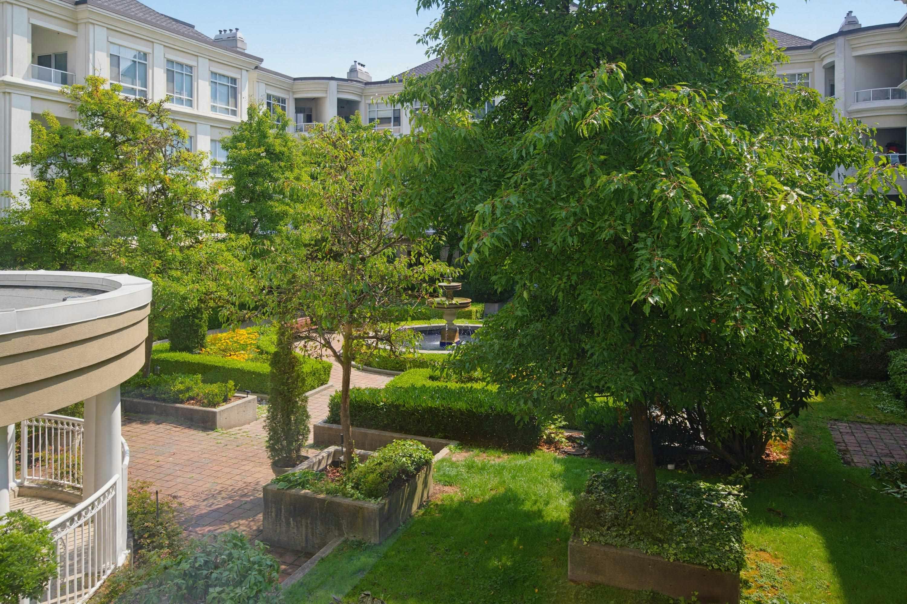 229-5735 Hampton Place - 5