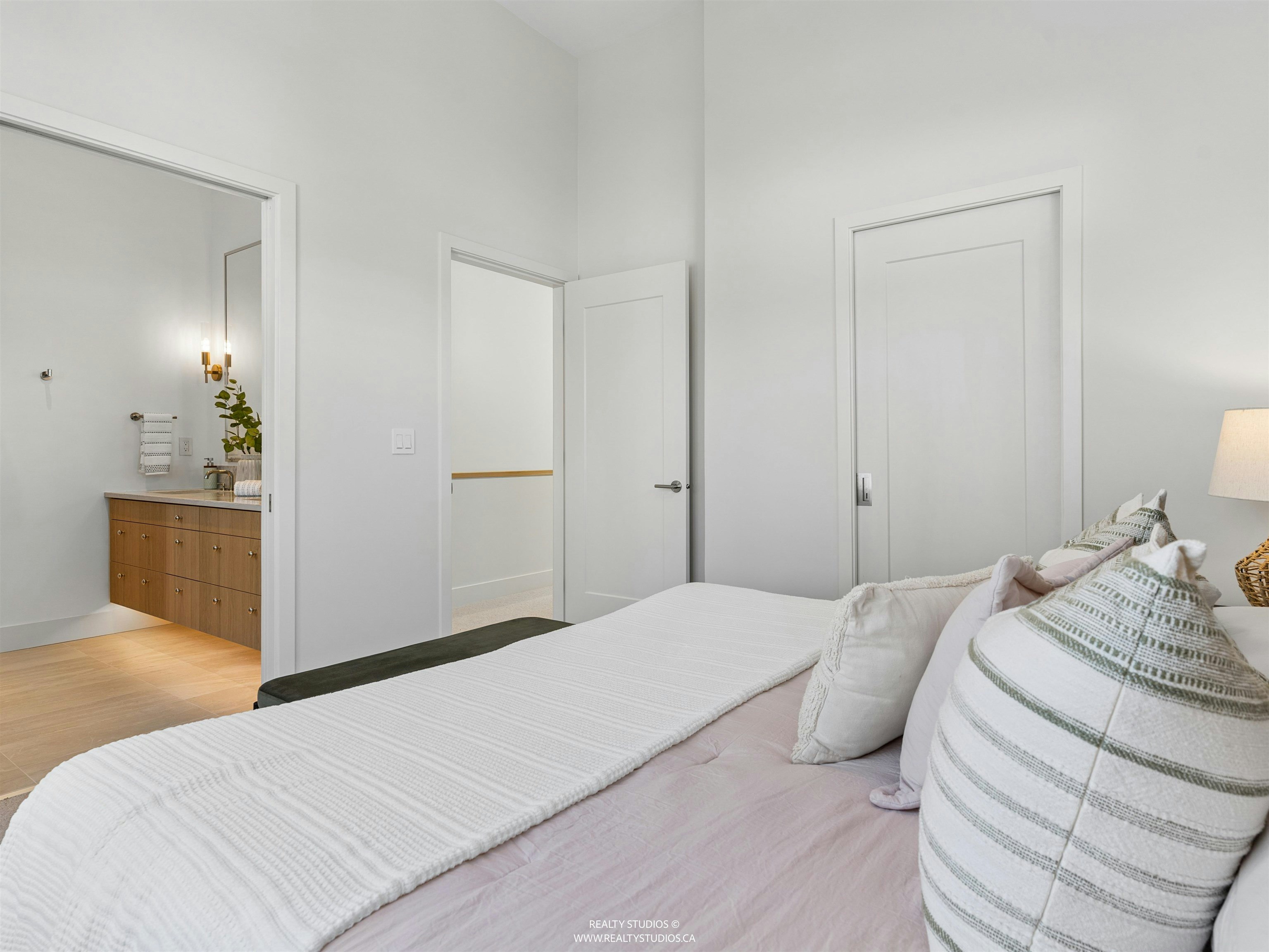 2-3060 W 34th Avenue, Vancouver, BC, V6N 2K2 - 16