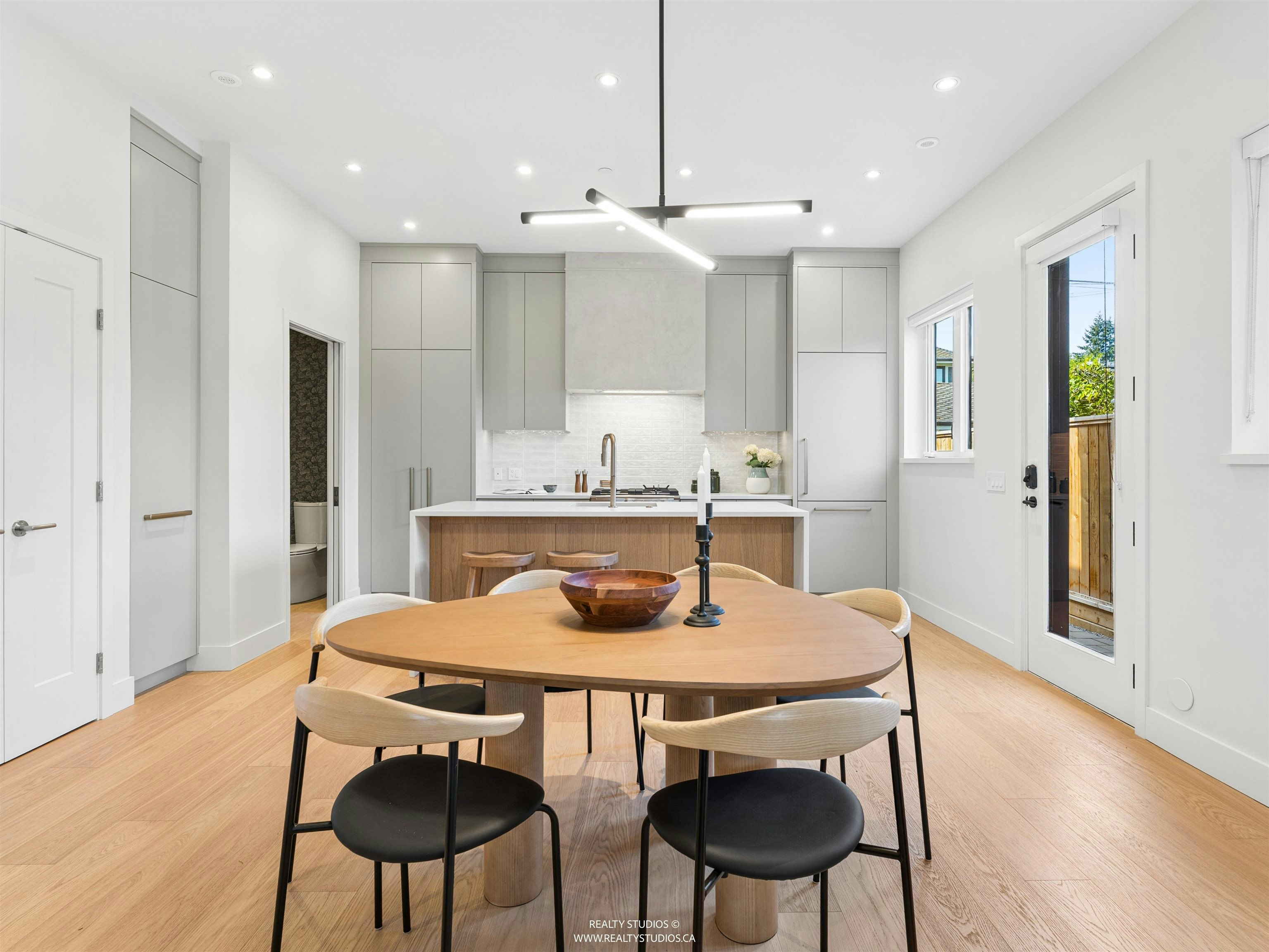 2-3060 W 34th Avenue, Vancouver, BC, V6N 2K2 - 6