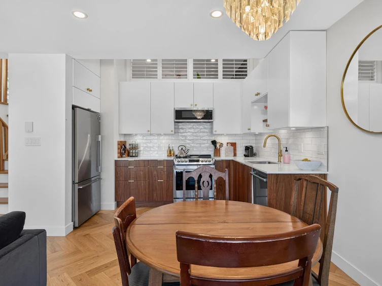 829 W 7th Avenue, Vancouver, BC, V5Z 1C2 - 8