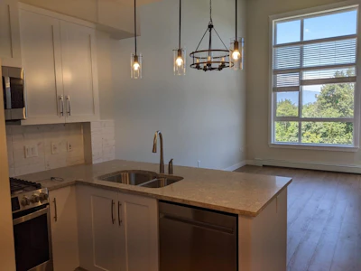 525-11077 Ravine Road - 3