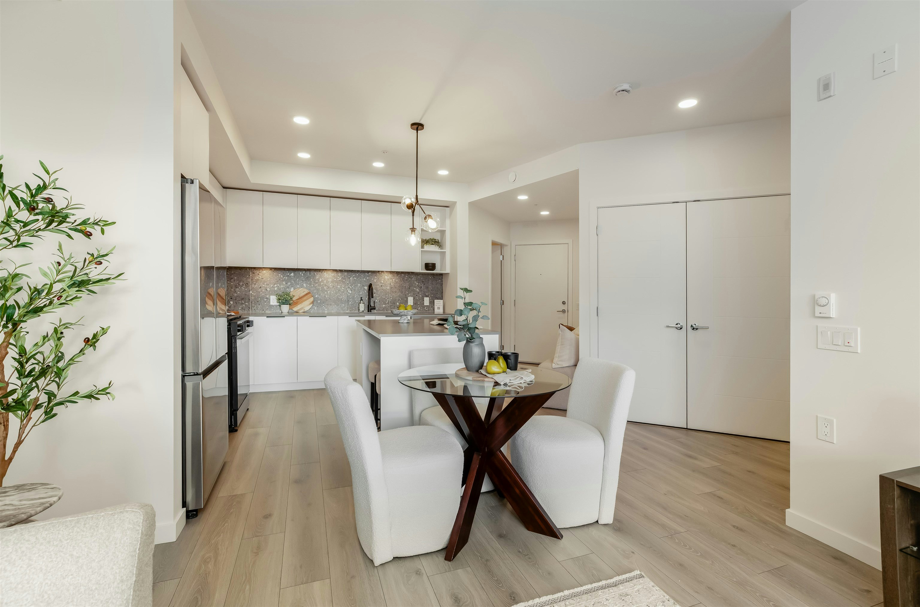 427-7936 206 Street, Langley, BC, V2Y 3X8