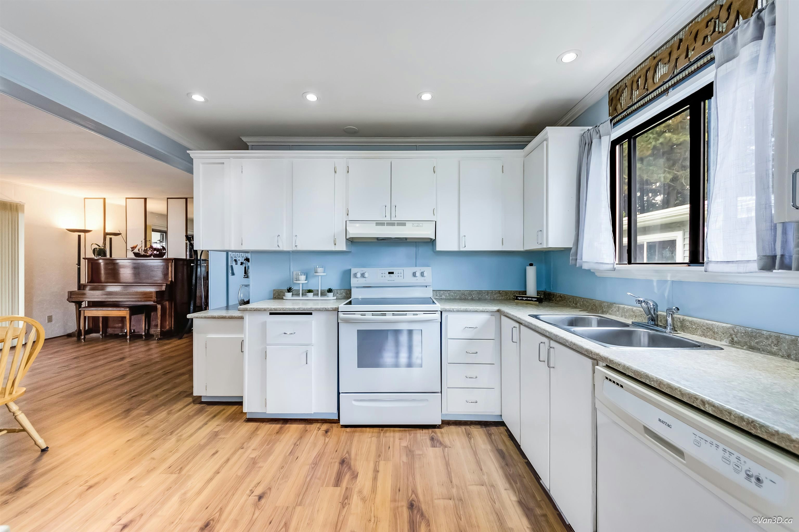 18-2120 King George Boulevard, Surrey, BC, V4A 6Y8 - 13