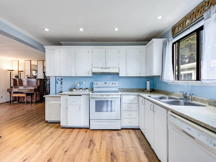 18-2120 King George Boulevard, Surrey, BC, V4A 6Y8 - 13