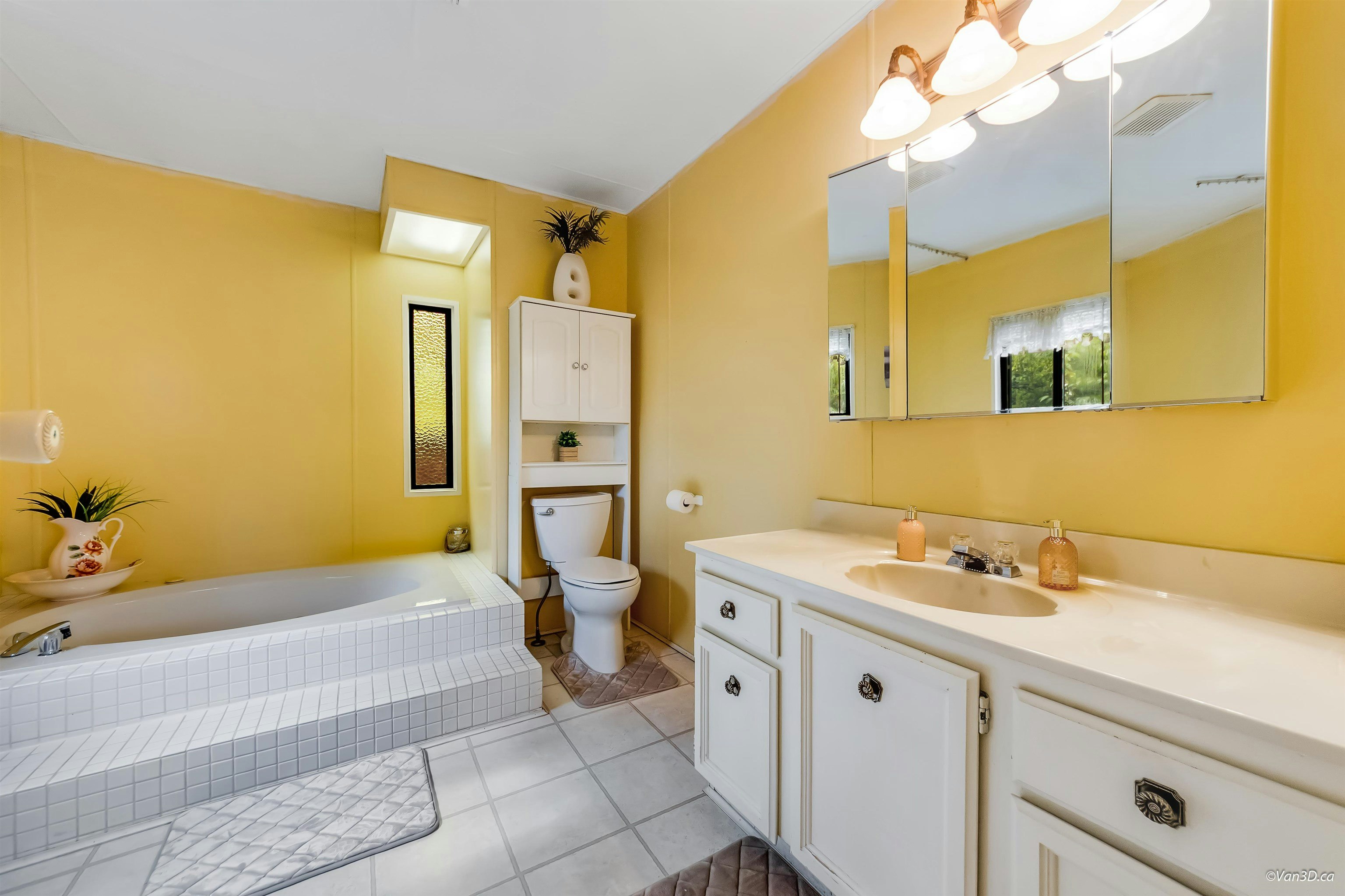 18-2120 King George Boulevard, Surrey, BC, V4A 6Y8 - 22