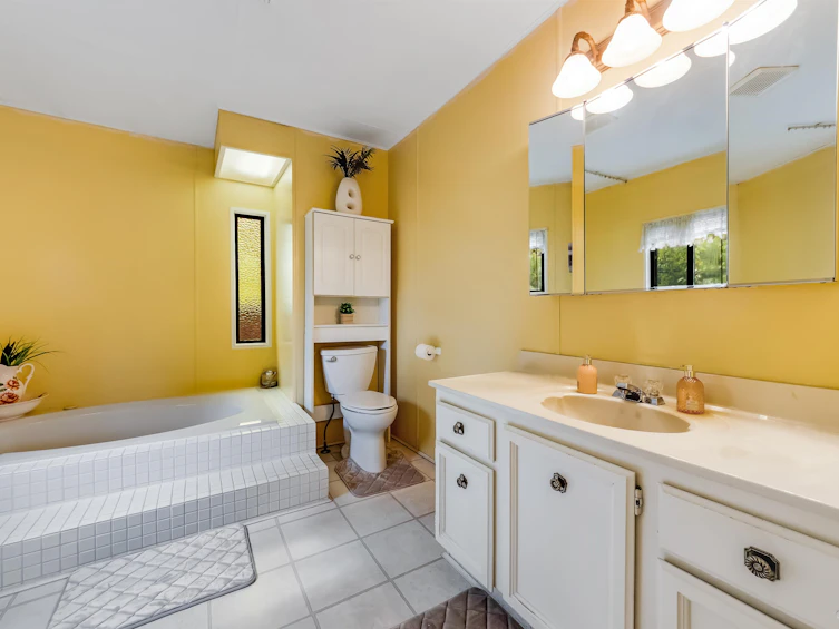 18-2120 King George Boulevard, Surrey, BC, V4A 6Y8 - 22
