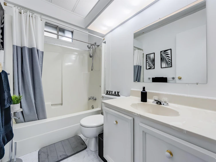 18-2120 King George Boulevard, Surrey, BC, V4A 6Y8 - 15