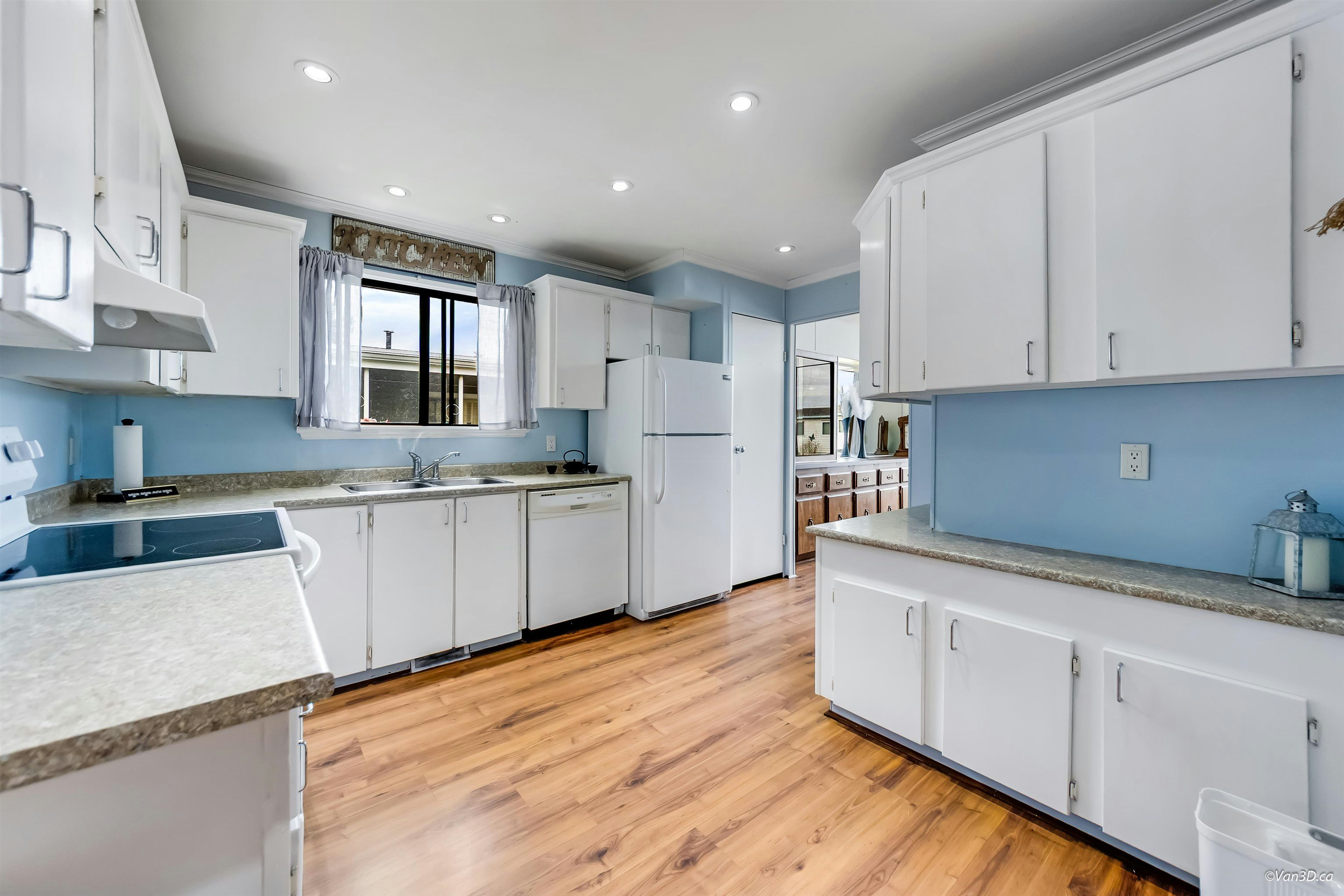 18-2120 King George Boulevard, Surrey, BC, V4A 6Y8 - 14