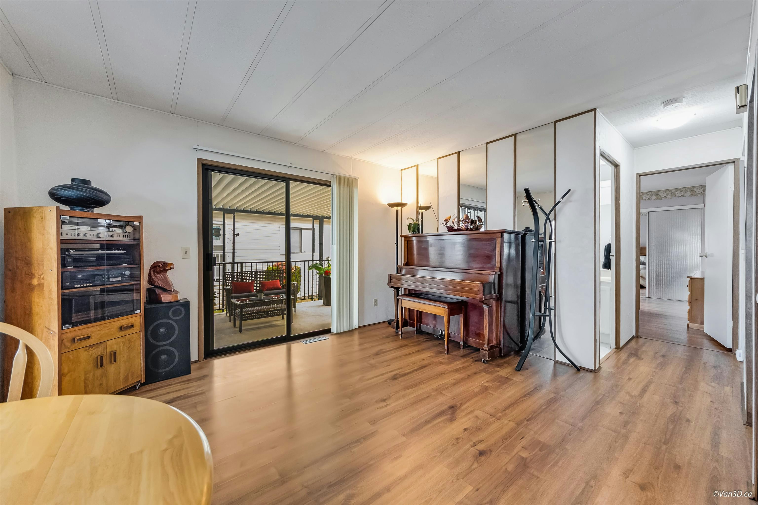 18-2120 King George Boulevard, Surrey, BC, V4A 6Y8 - 5
