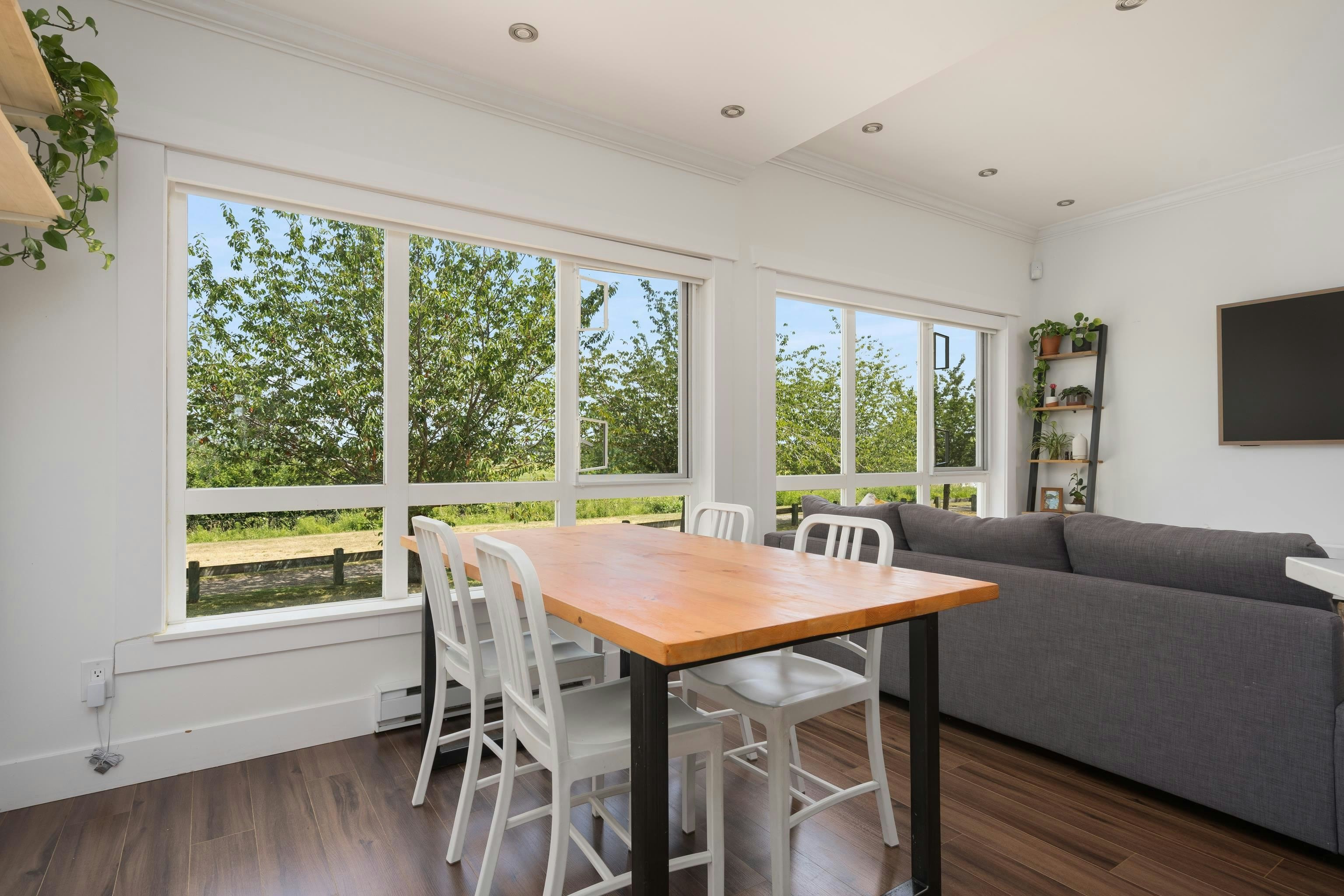 1-13028 No. 2 Road, Richmond, BC, V7E 6S4 - 5