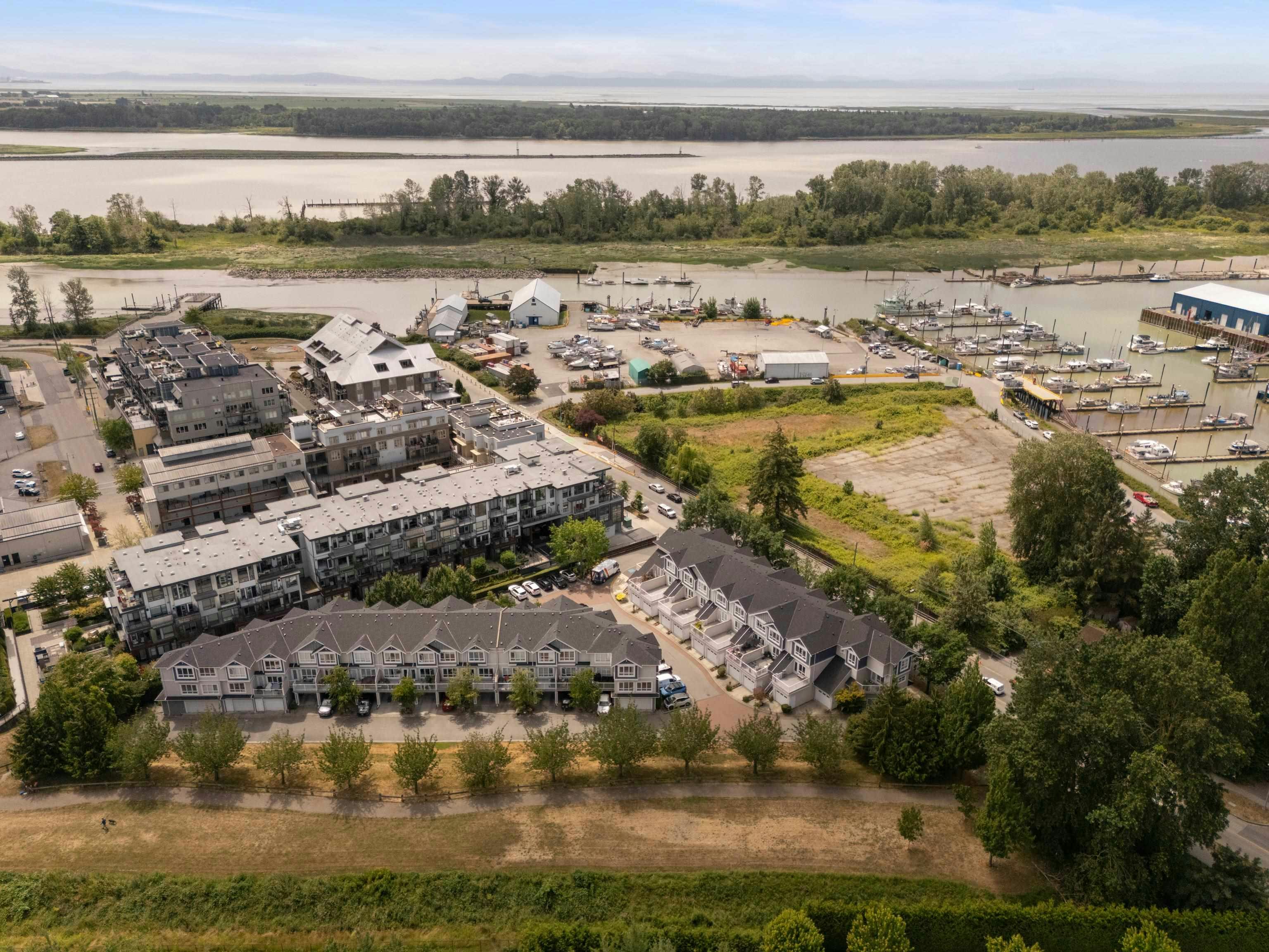 1-13028 No. 2 Road, Richmond, BC, V7E 6S4 - 27