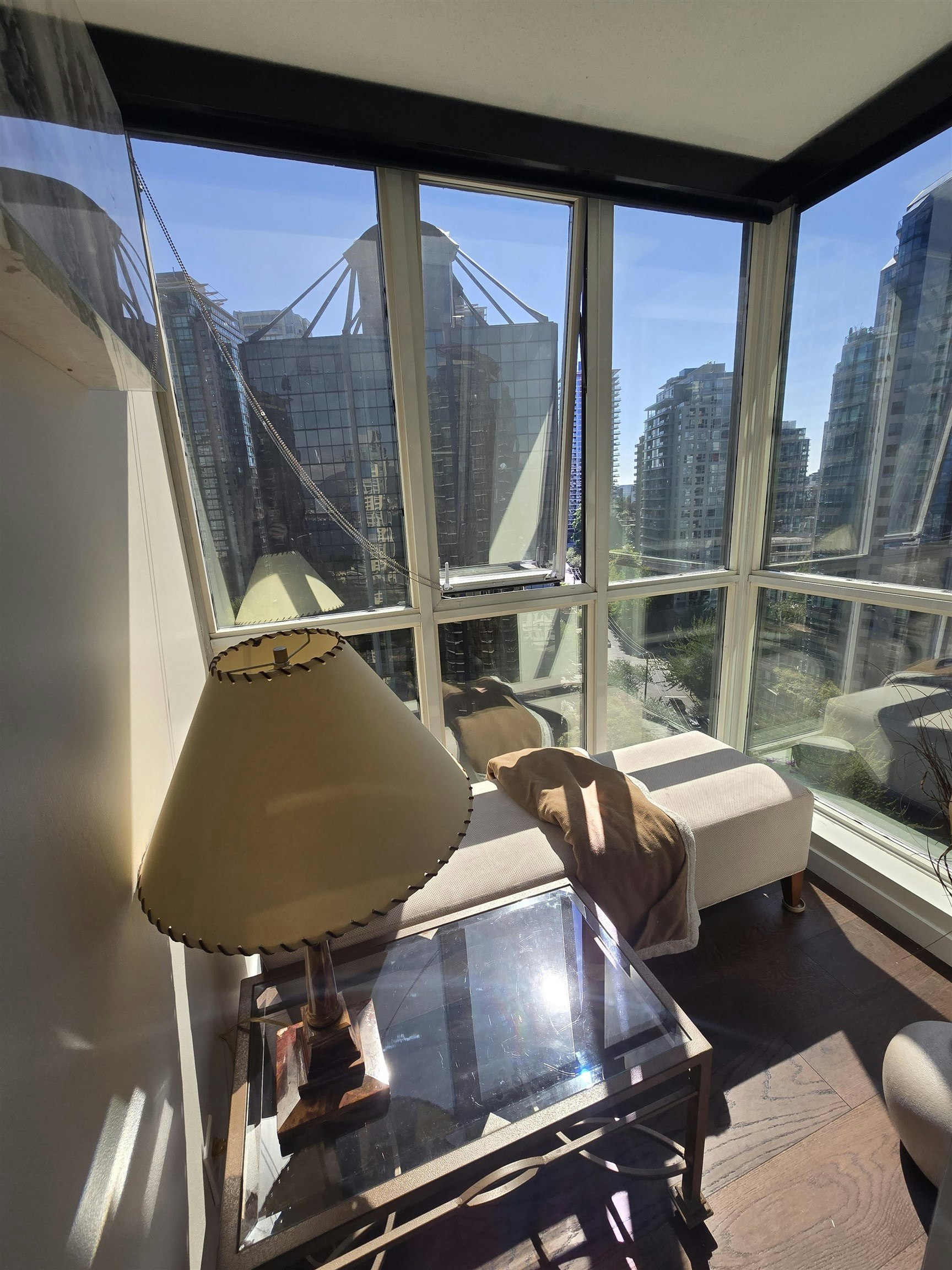 1705-588 Broughton Street, Vancouver, BC, V6G 3E3 - 3