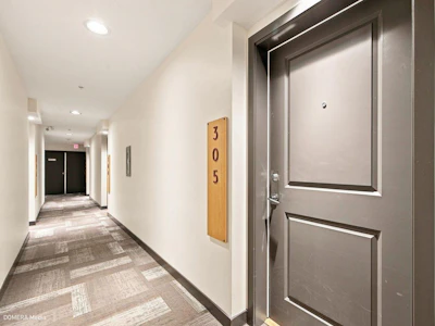305-5655 210a Street - 4