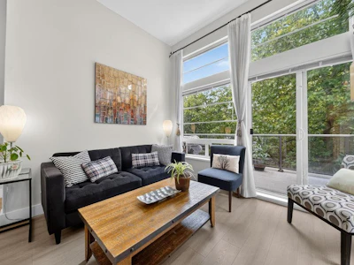 407-6328 Larkin Drive - 4