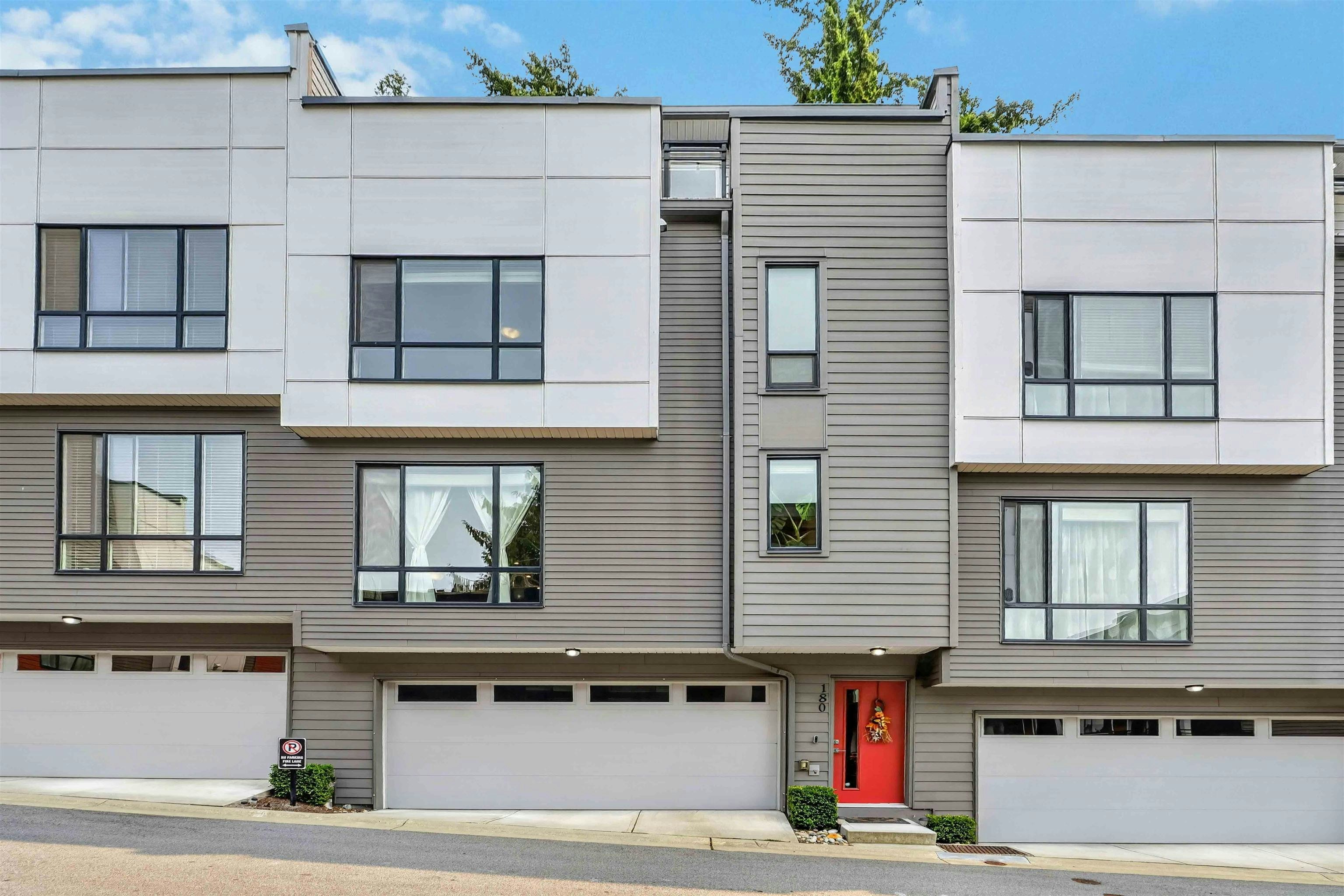 180-16433 19 Avenue, Surrey, BC, V3Z 0Z1