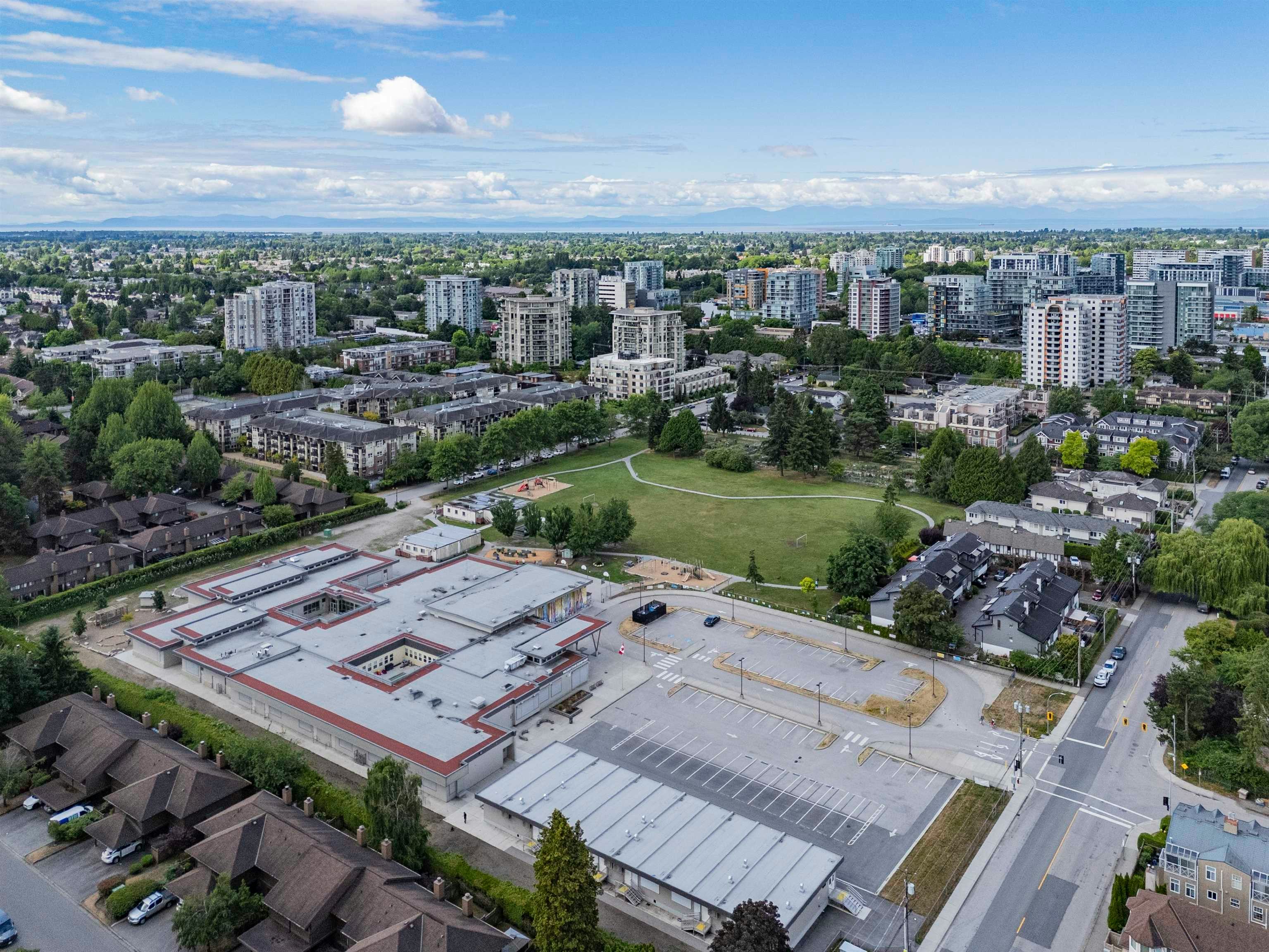 1601-9099 Cook Road, Richmond, BC, V6Y 0G5 - 5