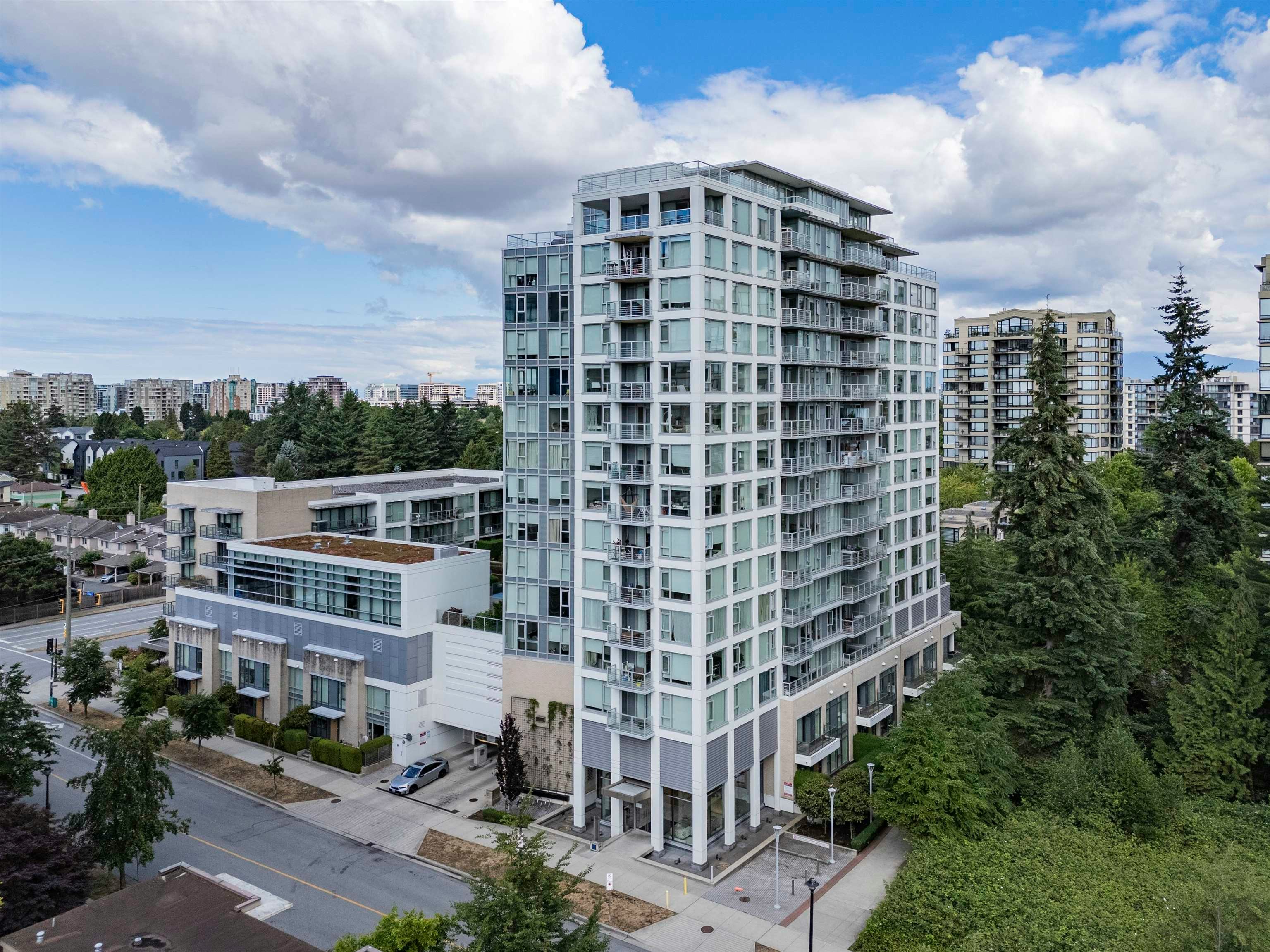 1601-9099 Cook Road, Richmond, BC, V6Y 0G5