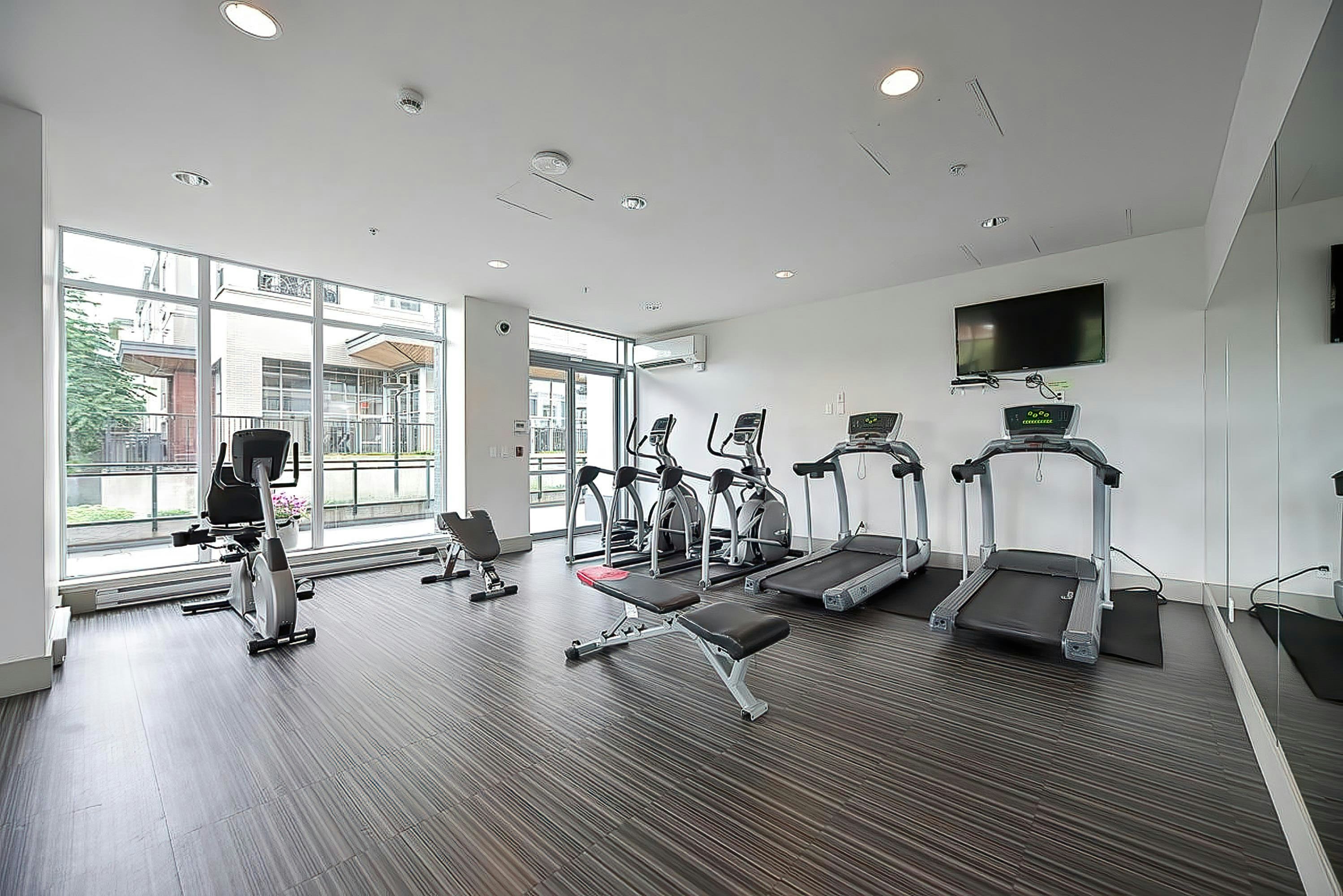 2309-13325 102a Avenue, Surrey, BC, V3T 0J5 - 23