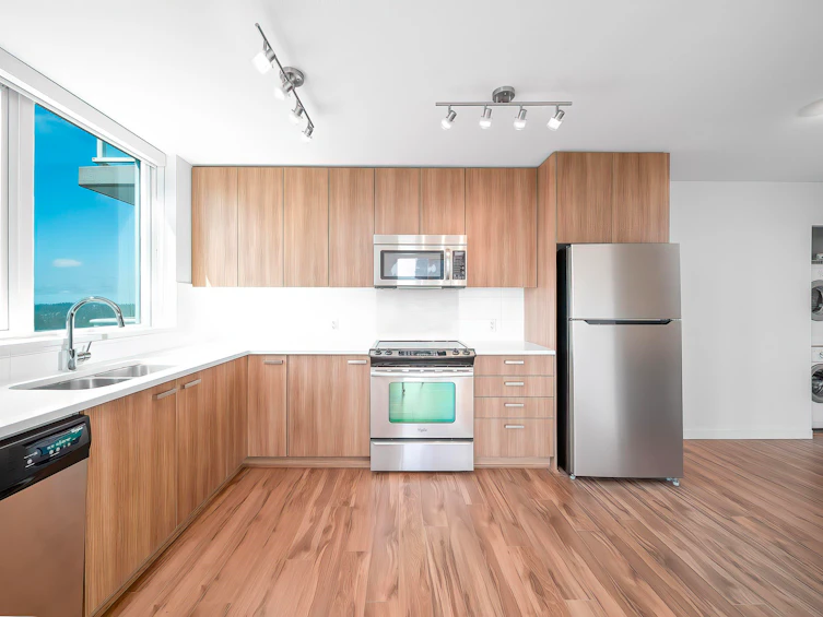 2309-13325 102a Avenue, Surrey, BC, V3T 0J5 - 6
