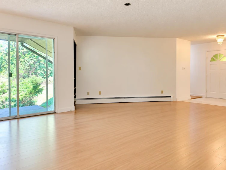 13425 Woodcrest Drive, Surrey, BC, V4P 1W3 - 11