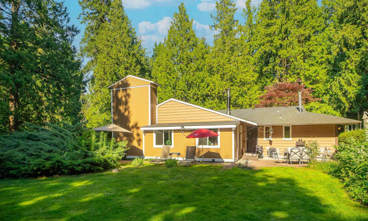 13425 Woodcrest Drive