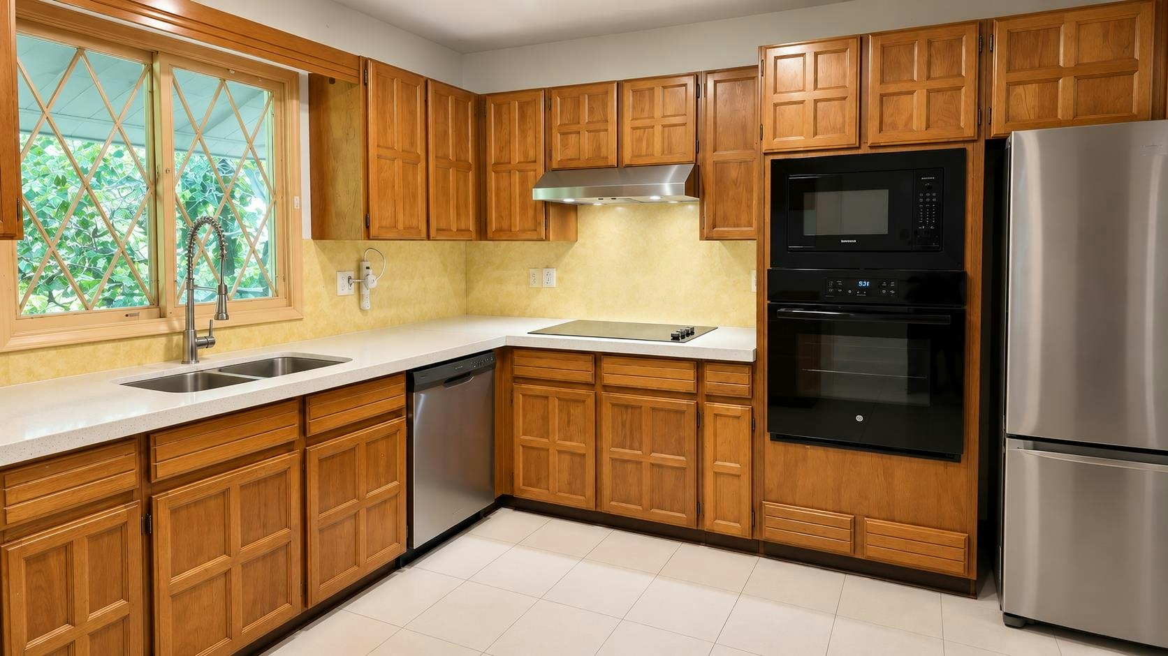 13425 Woodcrest Drive, Surrey, BC, V4P 1W3 - 14