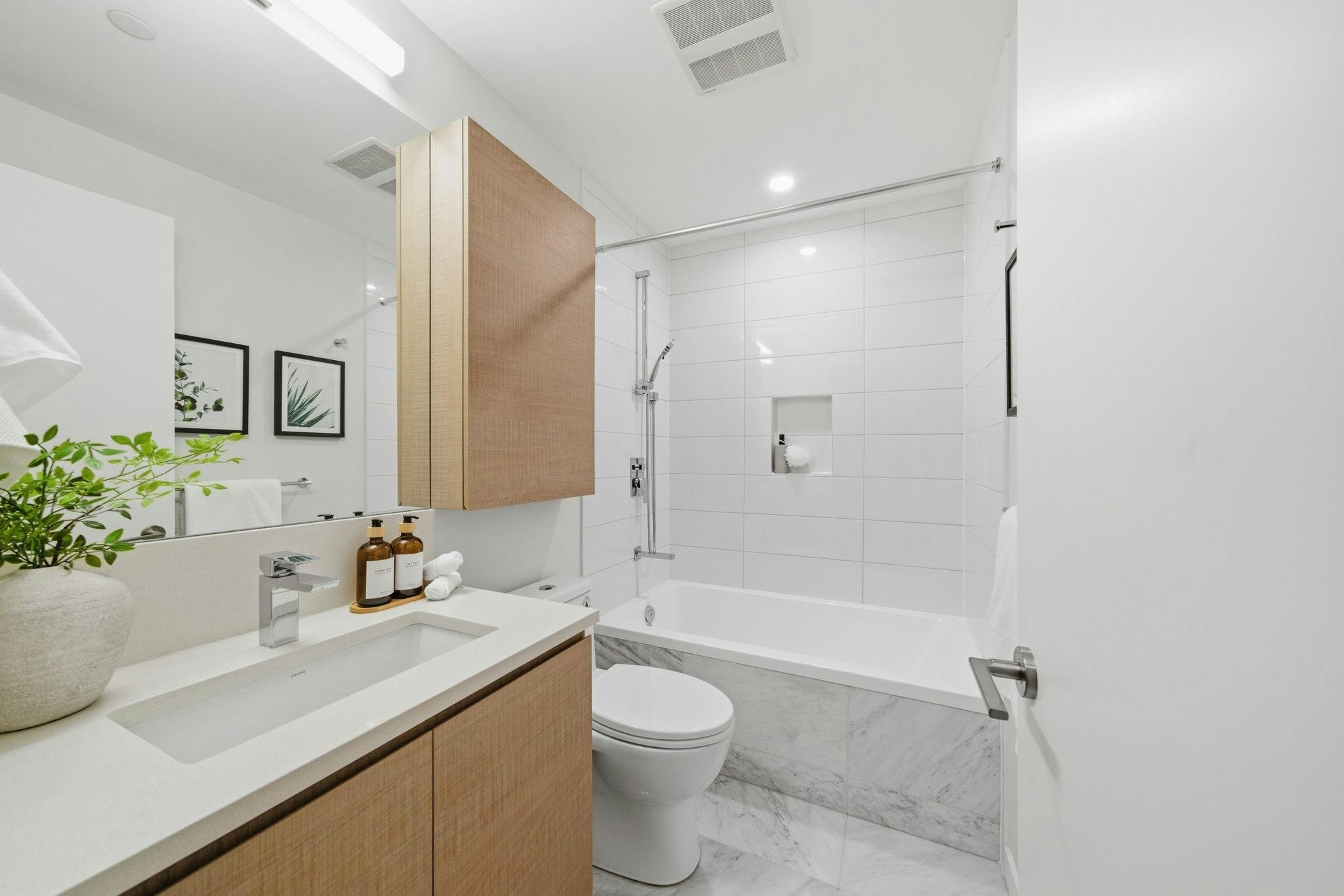 1207-2186 Gilmore Avenue, Burnaby, BC, V5C 0N7 - 13