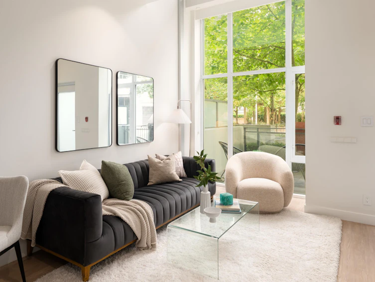 149 E 1st Avenue, Vancouver, BC, V6A 0E8 - 3